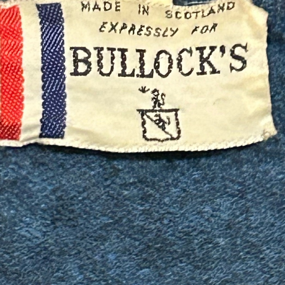 BULLOCKS Pure Wool V Neck Long Sleeve Sweater - Picture 5 of 5